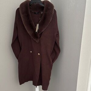 Tahari Chocolate Brown Cape with Plush Fur Collar